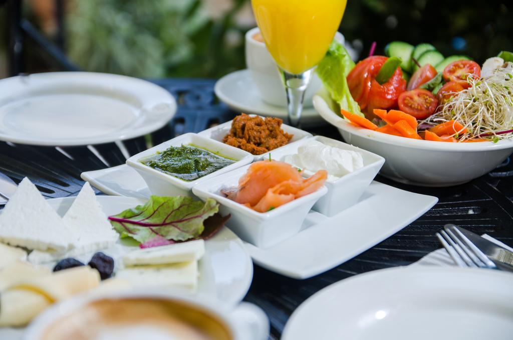Garden Bed & Breakfast 3*
