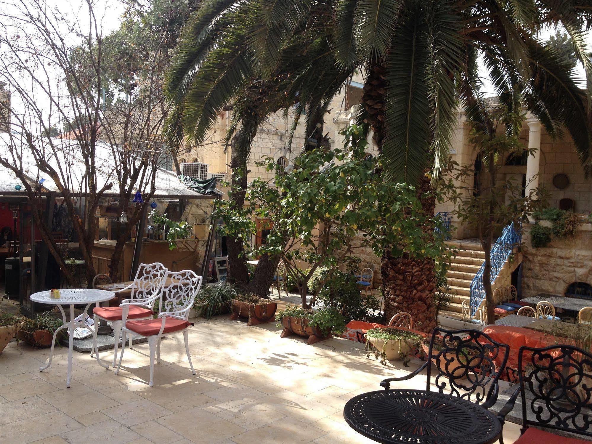 Bed & Breakfast Garden